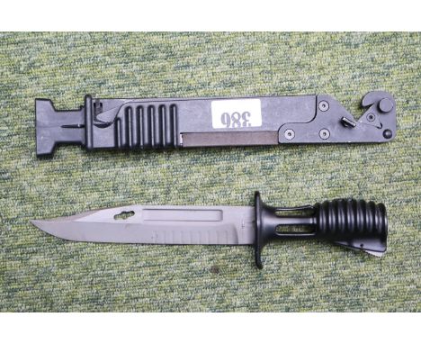 British Army SA80 Bayonet with scabbard 