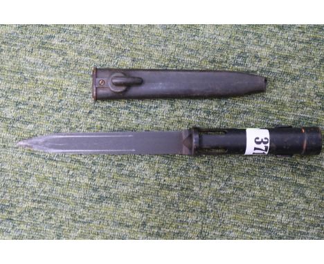 Fall Type Bayonet with Scabbard 29cm in Length 