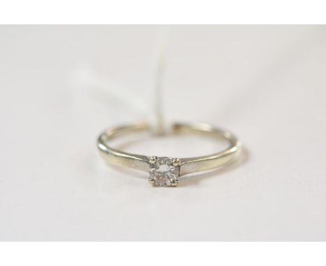 Ladies 9ct White Gold Diamond set Solitaire ring Size L. 1.8g total weight 