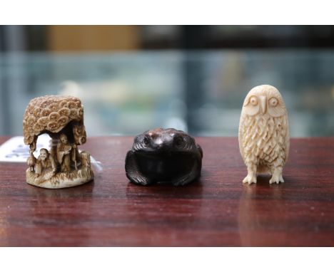 Carved Bone Netsuke wooden Toad, Bone Figural group and Owl 