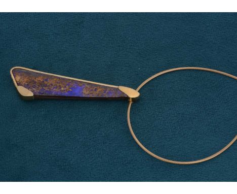 An 18ct gold bolder opal pendant and chain, the bolder of tapering design, in a collar mount on a fine wire chain, with bayon