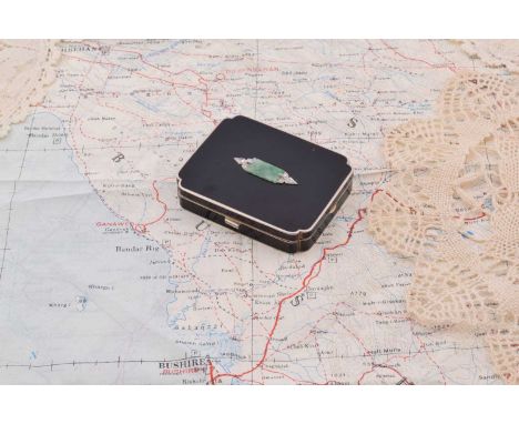 Auguste Peyroula, Art Deco enamelled vanity case, Auguste Peyroula, Art Deco enamelled vanity case, having black enamelled bo