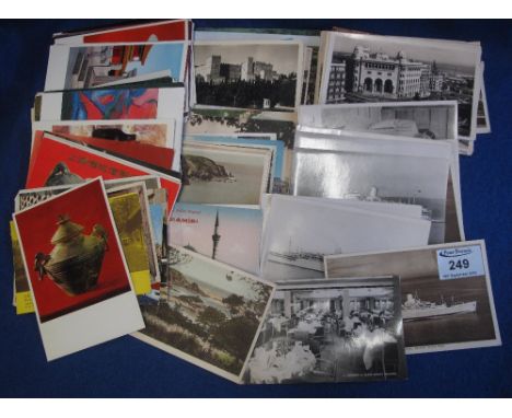 Collection of postcards, various to include topographical, architectural, ships etc.(B.P. 24% incl. VAT)