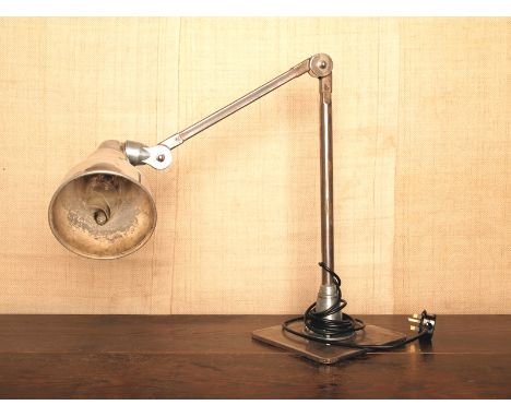 Industrial steel machinist desk lamp on base H: 90 cm