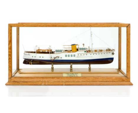 THE BUILDER'S MODEL FOR THE TWIN-SCREW MOTOR YACHT AND 'LITTLE SHIP' WILNA R.T.Y.C., LATTERLY H.M.S. AISHA, BUILT BY COCHRANE