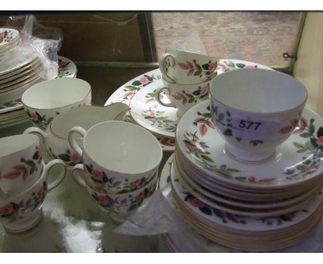 AYNSLEY CAKE SLICE AND WEDGWOOD HATHAWAY ROSE DINNER AND TEA SERVICE