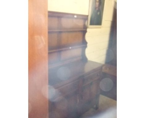 ERCOL DRESSER