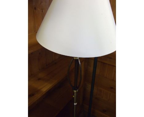 BRASS EFFECT STANDARD LAMP 