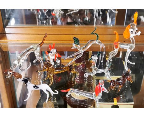A group of handmade vintage glass dogs, tallest 14cm.