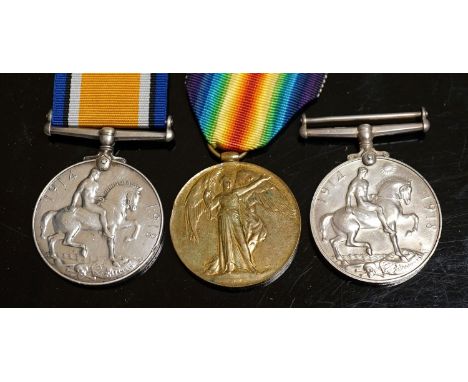 WWI medals - pair to 3206 SJT. H.C. Holder 16-LOND. R. and Victory medal to G-75192 PTE. A. MILLER. R. FUS.