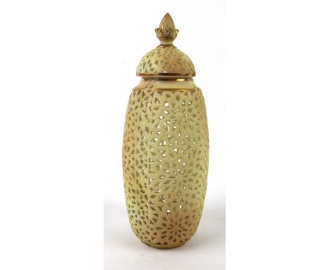 A Royal China Works Worcester reticulated lidded vaseOf ovoid form, factory marks to base, height 17cm