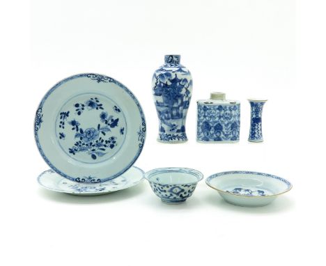 7 items, diverse lot including plates, tea caddy, and vases, including 18th Century, vase is 18 cm., in diverse conditions.