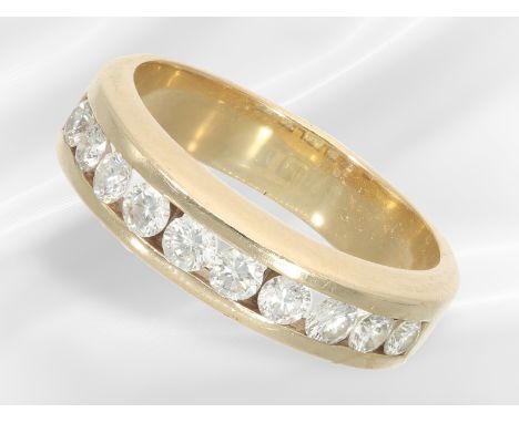 Ring: moderner Brillant-Goldschmiedering, ca. 1 ct: Ca. Ø19,5mm, RG62, ca. 7,4g, 14K Gelbgold, ca. 6mm breit, schauseitig bes