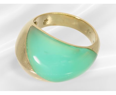 Ring: attraktiver Chrysopras/Designer/Goldschmiedering, 18K: Ca. Ø17mm, RG54, ca. 9,5g, 18K Gold, solide und hochwertige Desi