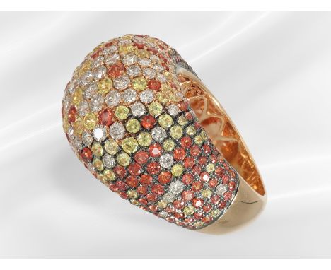Ring: äußerst dekorativer, reich besetzter Cocktailring mit Farbsteinen und Brillanten, ca. 7,5ct: Ca. Ø18,5mm, RG58, ca. 11,