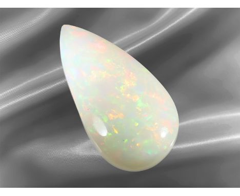 Opal: schöner Opal-Cabochon von ca. 38,9ct: Ca. 37,2 x 18,8 x 11,4mm, ca. 7,8g, loser Opal im Tropfen-Cabochonschliff, schill