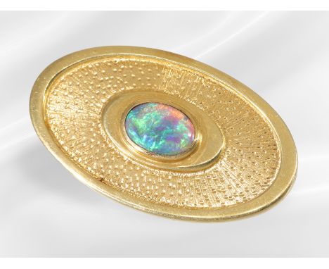 Brosche/Nadel: sehr schöne handgefertigte Brosche mit Opalbesatz: Ca. 40 x 23mm, ca. 12g, 18K Gelbgold, rückseitig Broschieru