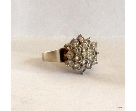 9ct White Gold Cluster Ring Size O