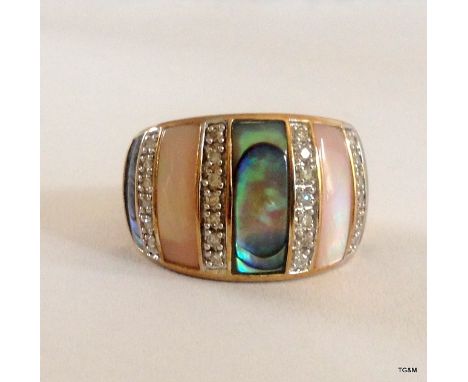 9ct Diamond Mother of Pearl Set Ring Size   L 