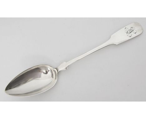 Großer Vorlegelöffel im Spatenmuster, Königsberg. 12 Lot Silber, 117 g. Griff mit ziseliertem Besitzer-Monog. Tremolierstich,