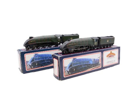 Bachmann OO gauge model railway steam locomotives and tenders, two including ref. 31-955 BR 4-6-2 class A4 'Dominion of New Z