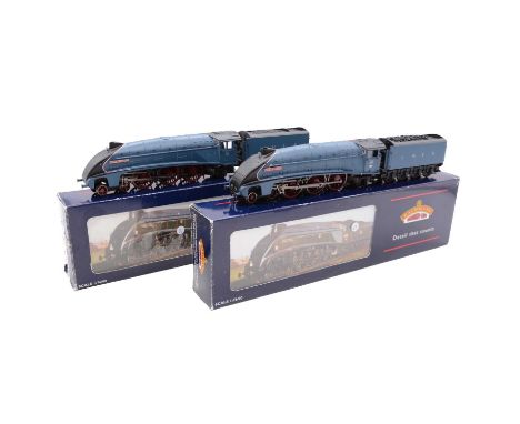 Bachmann OO gauge model railway steam locomotives and tenders, two ref. 31-959 LNER 4-6-2 class A4 'Miles Beevor' no. 26, bot