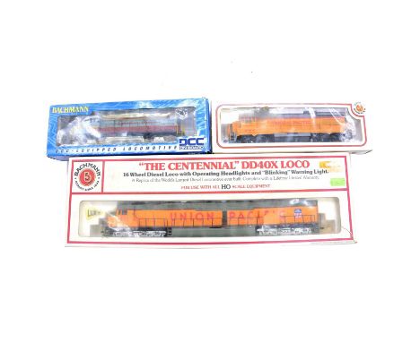 Bachmann HO gauge model railway diesel locomotives, three including UP U36B diesel locomotive no. 824; ref. 60705 CP GP35 die