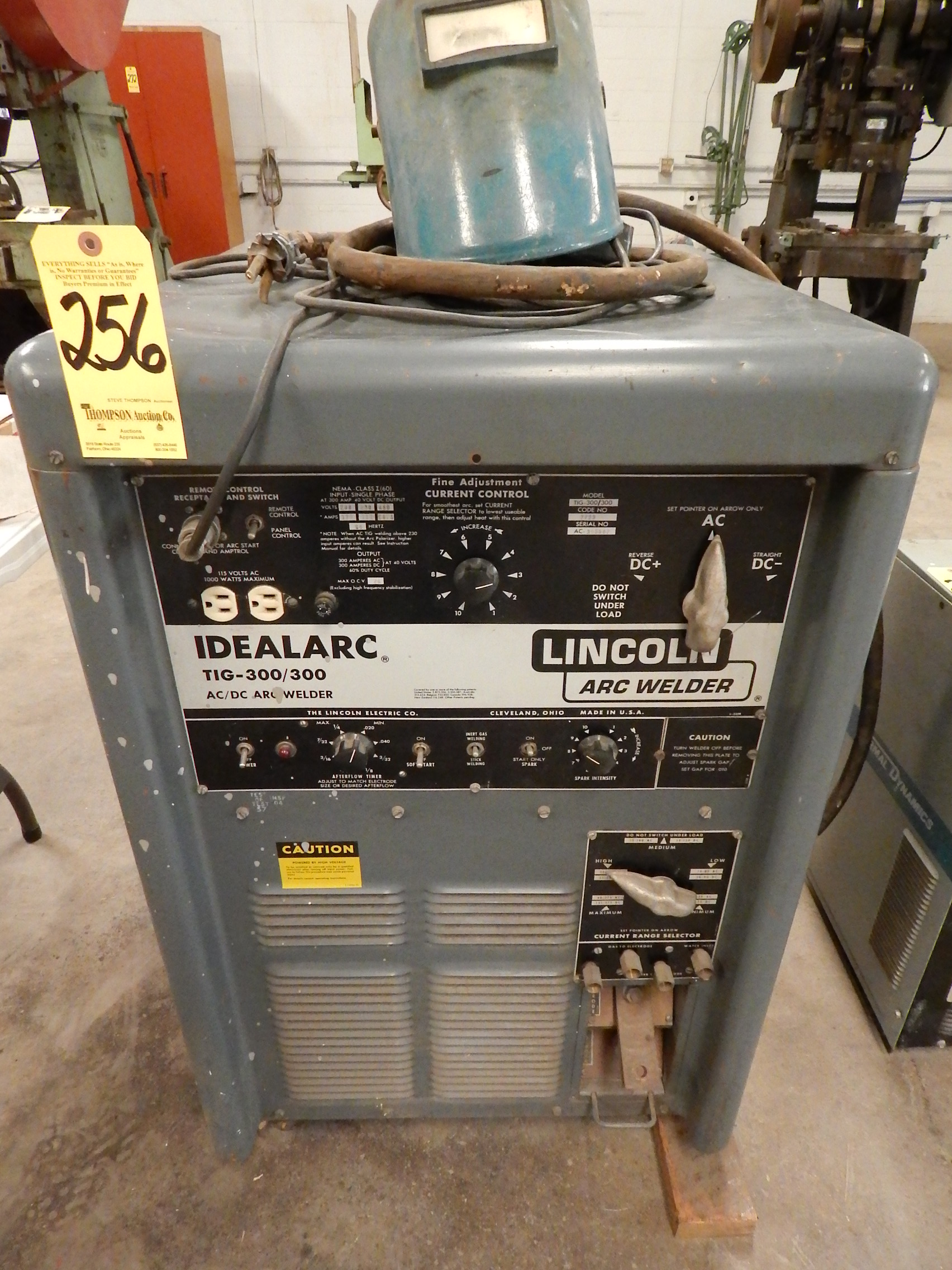 Lincoln Idealarc TIG-300/300 AC/DC Welding Power Supply SN AC395507