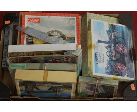 One box containing a quantity of Victory and other puzzles, to include 1910 Garrett Traction engine example