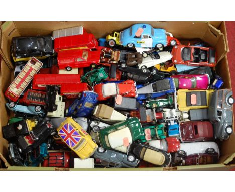 One tray containing a quantity of mixed modern release diecasts, to include Maisto, Corgi etc