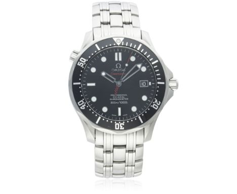 A GENTLEMAN'S FULL SIZE STAINLESS STEEL OMEGA SEAMASTER PROFESSIONAL 300M CO-AXIAL CHRONOMETER BRACELET WATCH CIRCA 2007, JAM