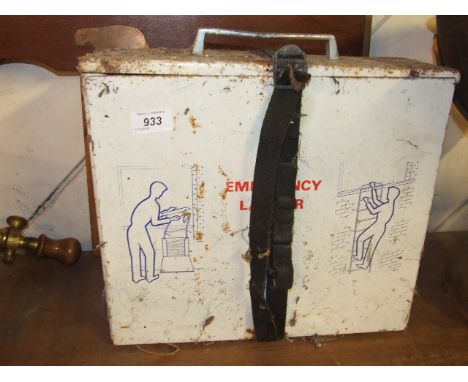 EMERGENCY LADDER
