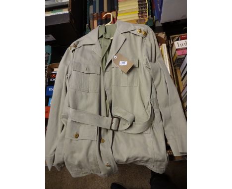 WW2 ERA ARMY OFFICERS TROPICAL UNIFORM JACKET WITH ATTACHED BELT AND SHIRT