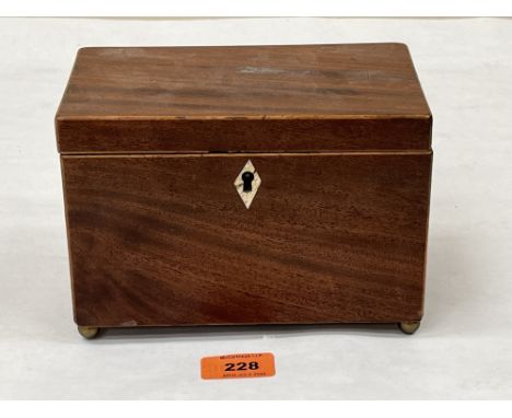 A Regency mahogany tea caddy. 7½' wide