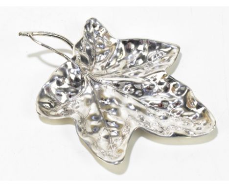 NORTON &amp; WHITE; a Victorian hallmarked silver leaf motif dish, Birmingham 1899, 17.1 x 12.6cm, approx 2.6ozt/83g.Addition