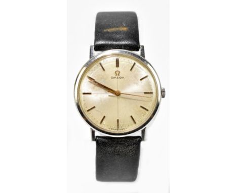 OMEGA; a gentleman's vintage stainless steel wristwatch with baton hour markers, silvered dial and seventeen jewel movement n