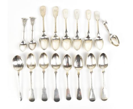 WILLIAM RAWLINGS SOBEY; a set of seven Victorian hallmarked silver Fiddle pattern teaspoons with engraved initials ‘E S’ to t