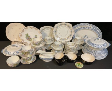 A Johnson Bros Exeter pattern dinner service; an Alfred Meakin tea service; a Stratton compact; a Staffordshire Cottage Garde