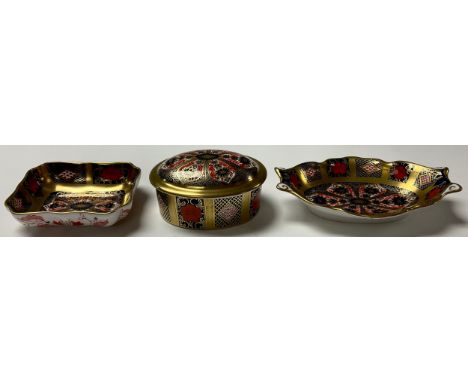 A Royal Crown Derby Imari palette 1128 pattern oval trinket pot and cover, solid gold band, first quality, a similar rectangu