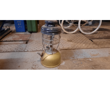 1 X TILLEY LAMP