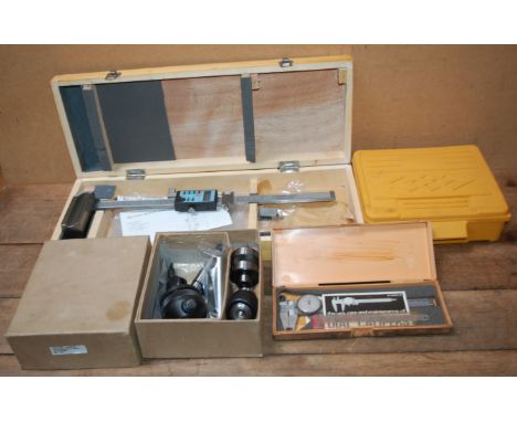 Collection of model making tools, to include 12" Electronic Height Gauge, Boring Head Set, Tailstock Quick Change Tooling Set