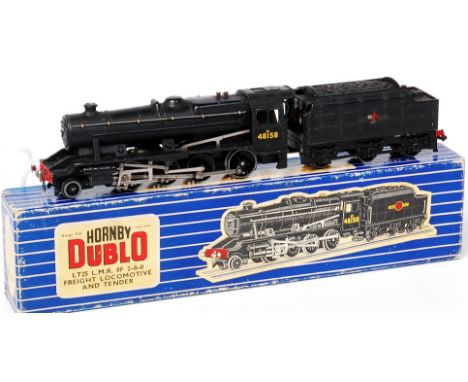 A Hornby Dublo LT25 class 8F 3-rail engine and tender No. 48158, a few minor chips to paintwork (G-BG)