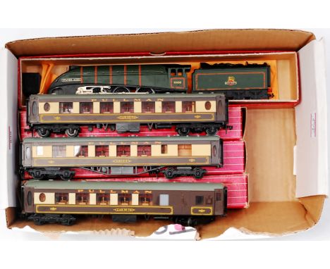 A Hornby Dublo 'Silver King' engine and tender (F-G) and Pullman Cars 'Aries', Car No. 74 and Car No. 79 (G-BPE)