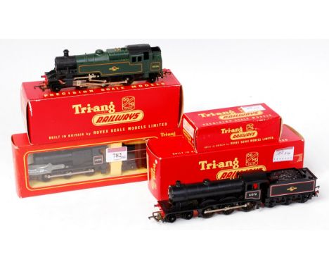 Triang R1508/R39 BR black class B12 engine and tender (G-BG), R59 BR green 2-6-2 tank engine (FG-BF), both items with instruc