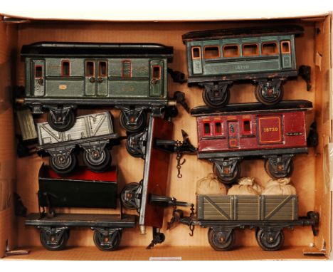 7x items of Marklin rolling stock including postal van No. 18760 2nd/3rd class coach No. 18720, luggage/composite No. 18730, 