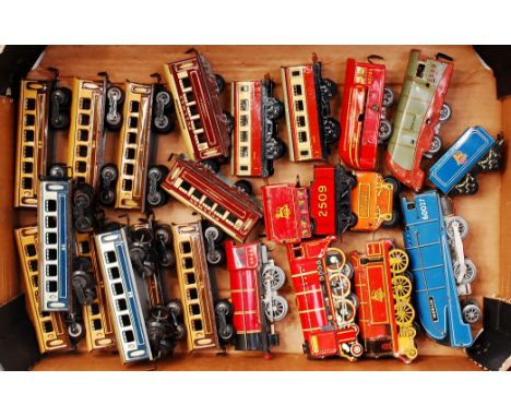 A large tray of assorted mainly Chad Valley coaches including 7x brown/yellow bogie coaches, 2x blue/grey bogie coaches, 2x b
