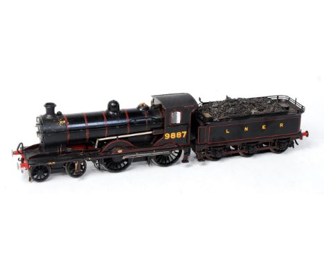 LNER black 4-4-0 engine No. 9887 with connected 6 wheel tender with skate pickup - some chips to smokebox (G)