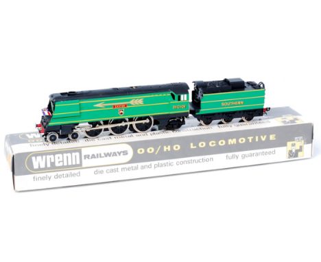 A Wrenn W2276/5P Bulleid streamlined engine and tender Southern Malachite green, Golden Arrow insignia 'Exeter', with instruc