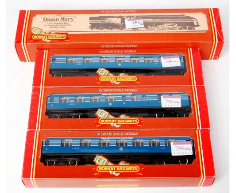 A Hornby R834 LMS blue/silver streamlined 'Queen Mary' engine and tender (G-BF) together with 2x R422 and R423 matching coach