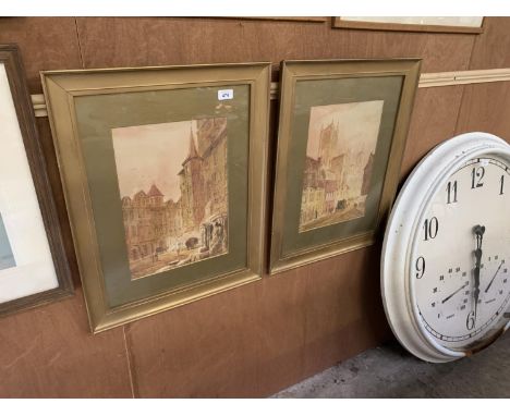 A PAIR OF GILT FRAMED PRINTS 